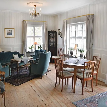 Ten-bedroom Holiday Hvalso With Sea View 04 Feriehus