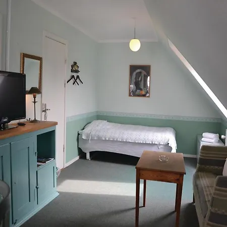 Feriehus Ten-bedroom Holiday Hvalso With Sea View 04 Kirke Hvalsø